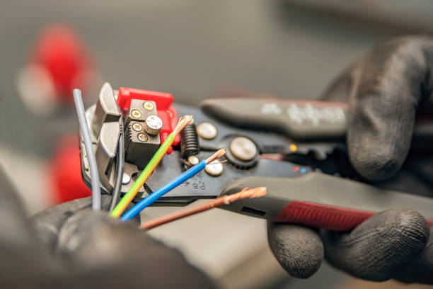 Best Ceiling Fan Installation Electrician  in Quincy, IL