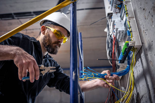 Best Licensed Electrician  in Quincy, IL