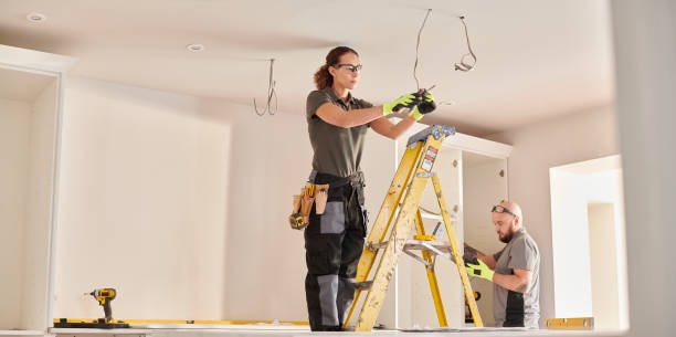Best Affordable Emergency Electrician  in Quincy, IL
